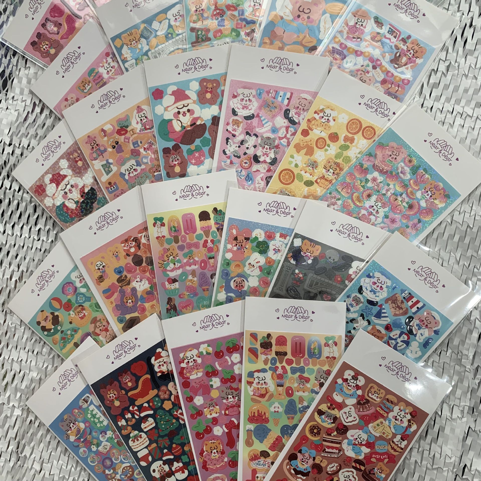 Korean version of explosions BOBOBOBO collection cartoon animal laser goo card sticker hand account hand account ins high color value explosions