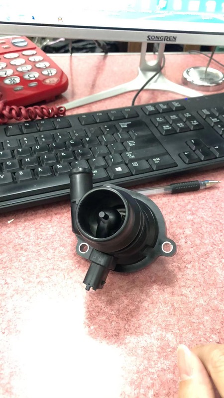 ビュイックの13種類の1.4t昂科拉昂克拉節温器の冷却液のサーモスタットの55593034を適用します。|undefined