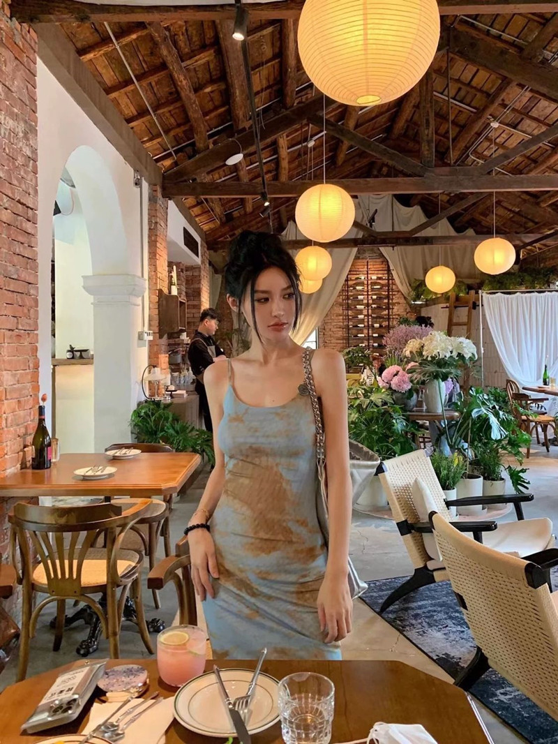 Blue Sling Spice Girl Dress Women's Summer New Tie-Dye Sexy Style Design Split Hip Long Dress