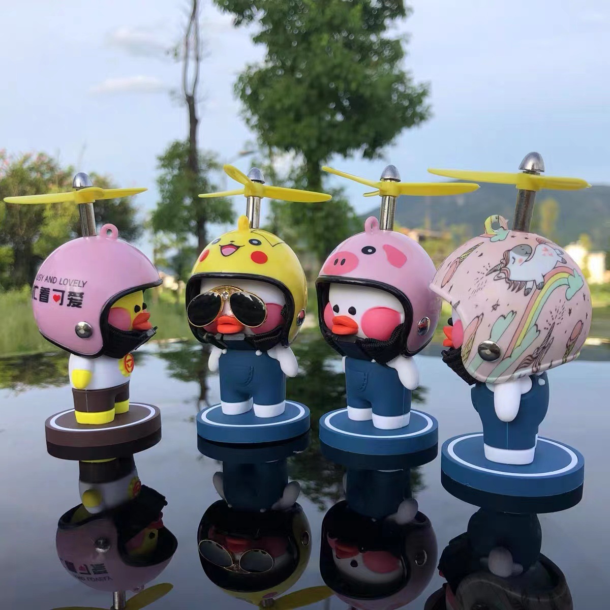 Car ornaments car mounted Net red helmet bamboo dragonfly broken wind duck safety hat helmet yellow duck car decoration manufacturers
