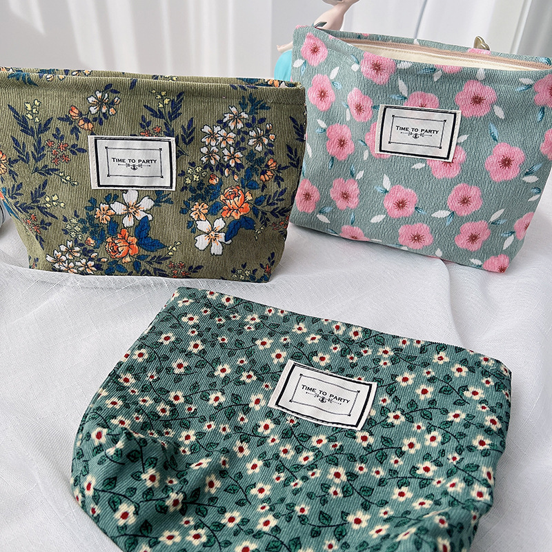 Vintage Corduroy Cosmetic Bag Flower Jacquard Fabric Storage Bag Travel Portable Storage Bag Wash Bag