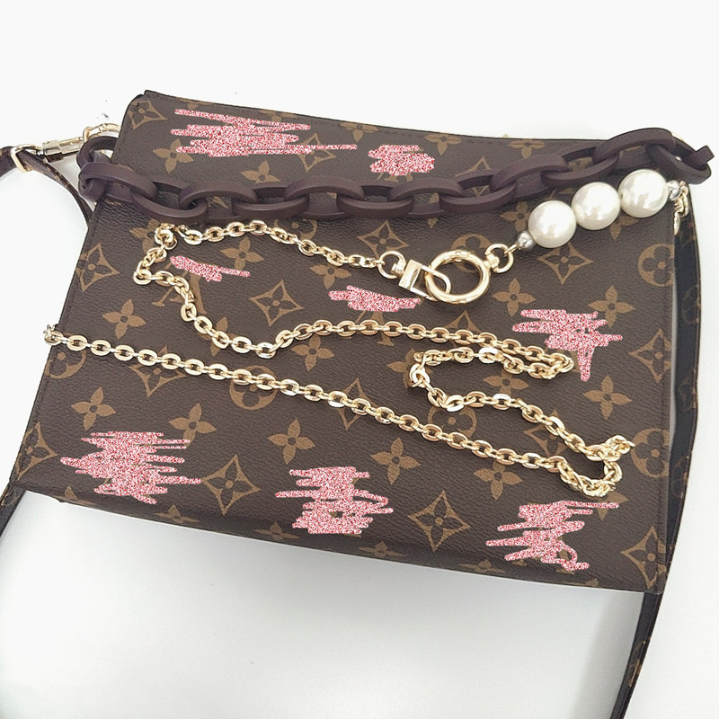 Suitable for lv Mahjong bag wash bag presbyopic bag transformation messenger bag shoulder strap chain accessories underarm shoulder