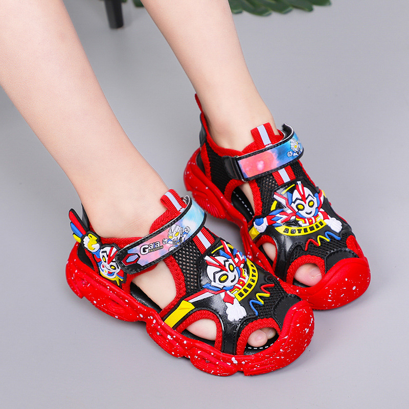 Boys Toe Sandals with Light 2023 Summer New Children's Sandals Kick-proof Junior Middle School Students Beach Shoes