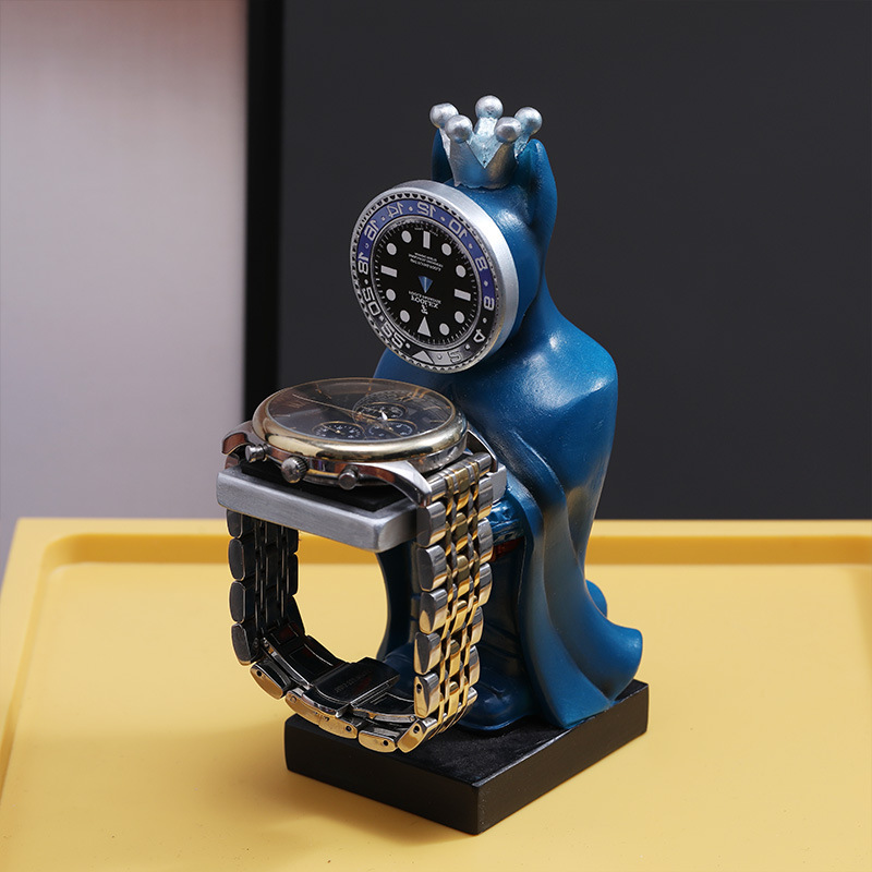 Creative Green Water Ghost Watch Stand Watch Bracket Astronaut Display Stand Bracket Ornaments Watch Storage Rack