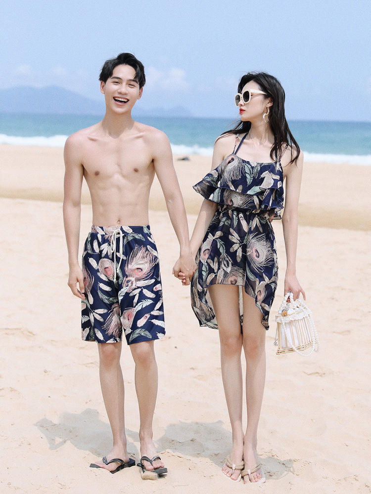 Seaside Beach Couples Swimsuit 2021 New Couple Honeymoon Vacation Bikini Set Hot Spring Swimsuit for Men