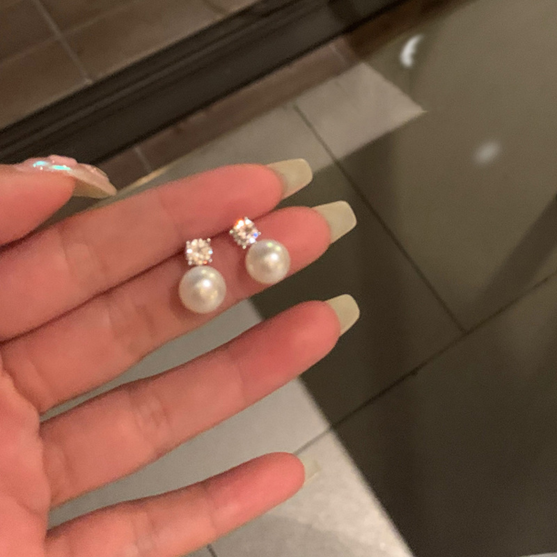珍珠閃鋯耳釘女秋冬氣質百搭高級感耳環輕奢法式時尚簡約設計耳飾