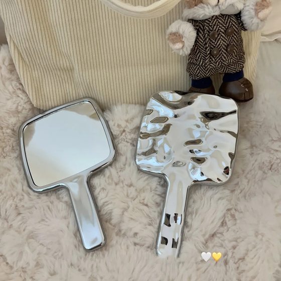 A little small and advanced ~ ins style silver mirror handle mirror mini handheld portable hand-held cosmetic mirror water ripple