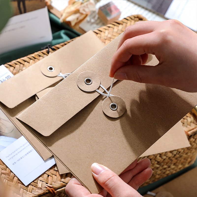 Vintage Thickened Kraft Paper File Bag High-end Buckle Winding Button Envelope Bag Student Office File Bag