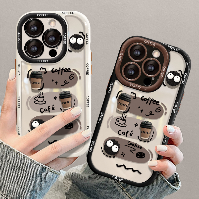 適用蘋果14promax手機殼iPhone13塗鴉咖啡煤球公仔11/15硅膠搞怪