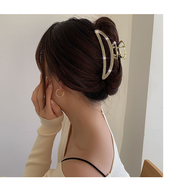 Metall-Greifclip für Damen am Hinterkopf, Hai-Clip, groß, elegant, High-End-Sinn, Internet-Promi-Haarclip, Kopfbedeckung, neuer Sommerstil_voghion.com