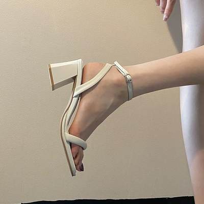 Sandals 2023 New Women's Summer Fairy Style One-Piece Buckle with Skirt French Soft Leather High Heels Stiletto Heels