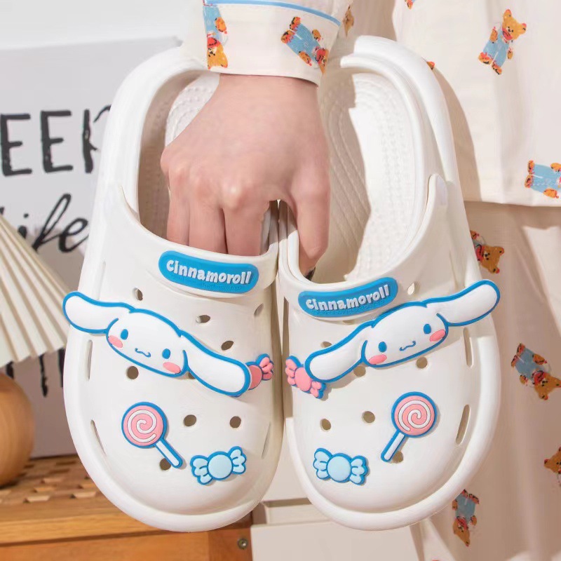 Yugui dog hole shoes women's summer outdoor indoor home thick bottom shit feeling closed toe slippers women's summer non-slip