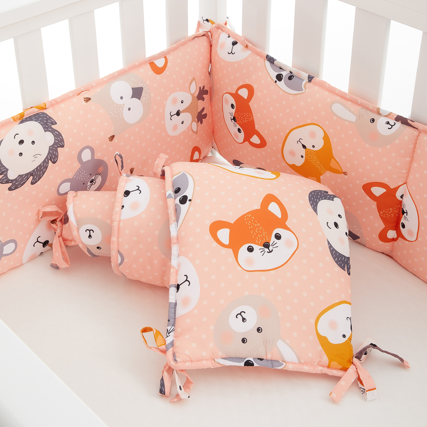 Foreign trade baby crib baby anti-collision baby bedding Amazon best selling children's bed fence four soft bag generation