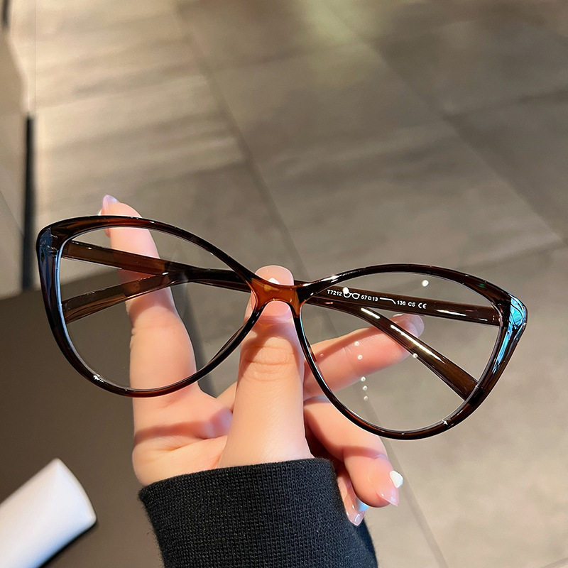 European and American Style Butterfly Frame Anti-Blue Light Flat Mirror Women's Hawksbill Color Fashionable All-match Matching Speed Short-sighted Mirror Frame