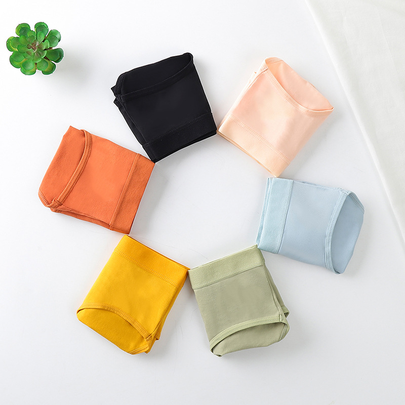 Southeast Asia Cross-border E-Commerce Women's Underwear Female Students Korean Solid Color Breathable Middle Waist Girl Sexy Cute Trousers