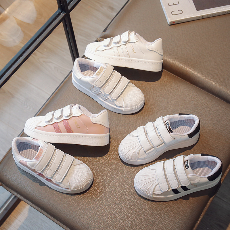 2024 Spring New Children's Shoes Boys' Board Shoes White Shoes Girls' Soft Sole Casual Shoes Children's Shoes with Shell Head