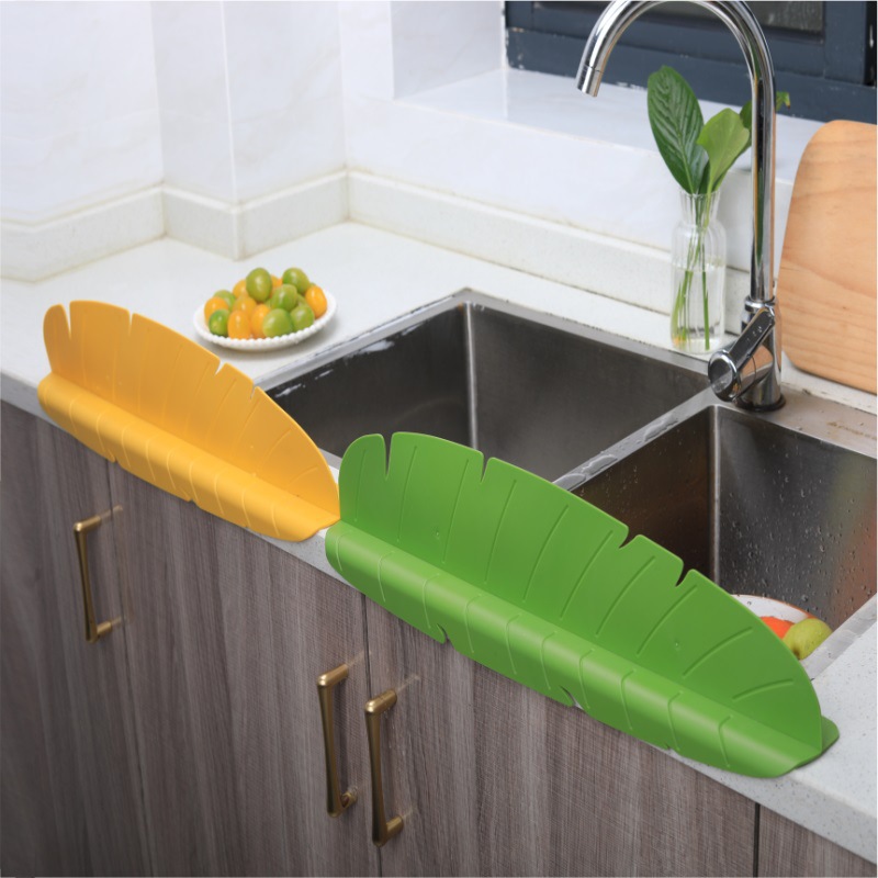 Creative Banana Leaf Kitchen Sink Water Barrier Household Sink Vegetable Washing Dishes Splash-proof Water Barrier Suction Cup Water Barrier