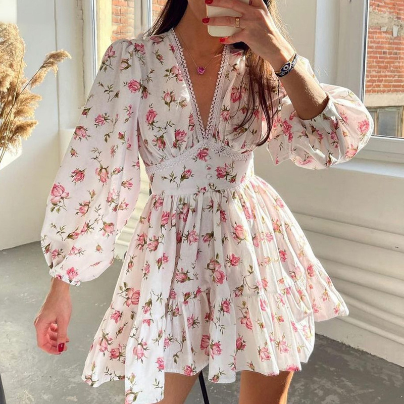 2025 Spring Independent Station European and American Women's New Elegant Sweet Printed V-Neck Lace Waisted Short dress