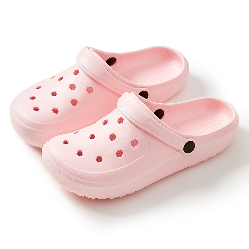 Hole shoes for girls Summer popular fashion new outdoor wear soft bottom beach closed toe sandals half slippers for men and women