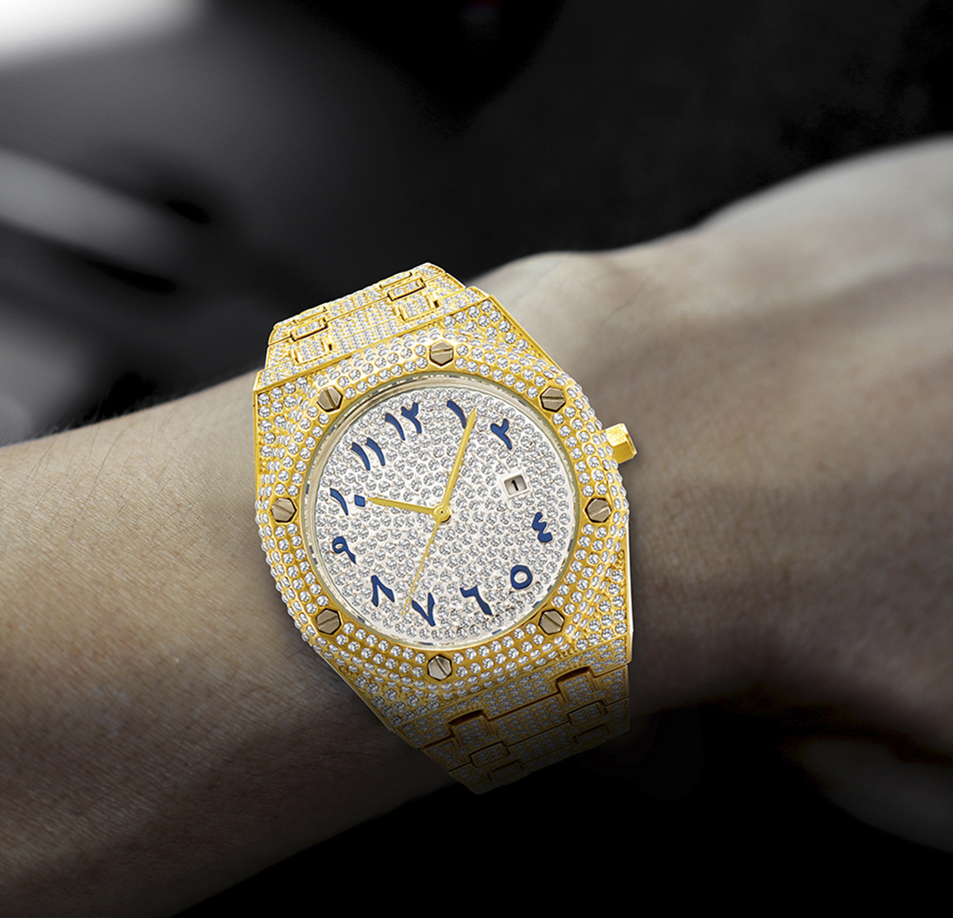 MISSFOX watch brand explosions European and American hip-hop high-end full diamond waterproof calendar men's watch a generation of hair