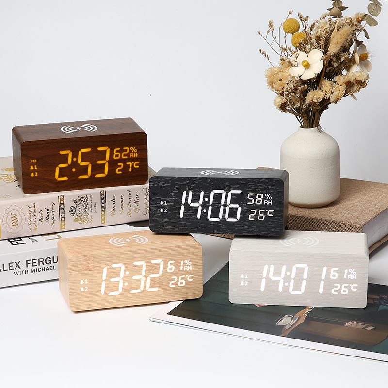 Multifunctional 15W fast charging wooden temperature and humidity wireless charging LED calendar clock sleeping alarm clock creative electronic clock