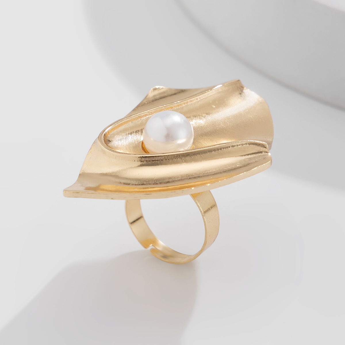 Europa e Stati Uniti transfrontaliero ins esagerato metallo vento piega perla anello personalità dolce fresco linea anello aperto anello_voghion.com