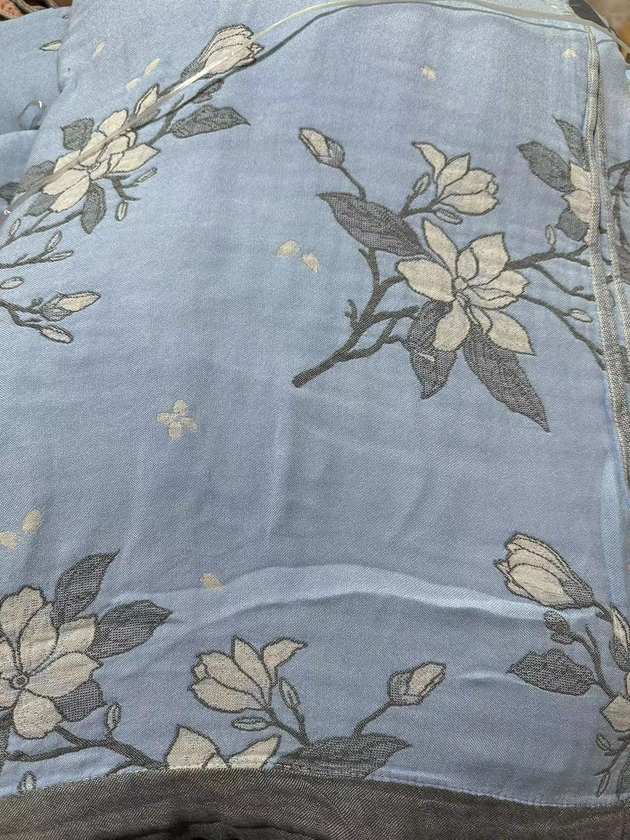 Pinellia Blue