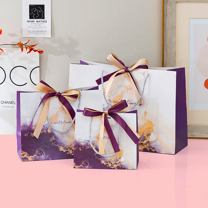 In stock purple marbling gift bag high-grade hand gift bag holiday handbag clothing bag foreign trade paper bag