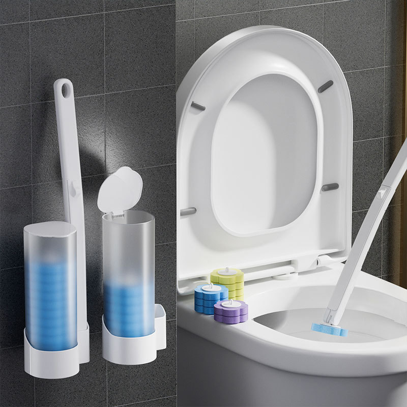 白い透明タイプのトイレブラシは使い捨てで投げられます。|undefined