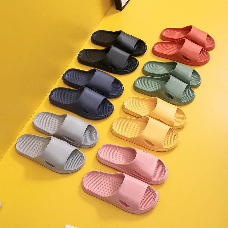 2023 Couple Home Slippers Home Wearing Shit Feeling Slippers Bathroom Bath Soft Non-slip Slippers