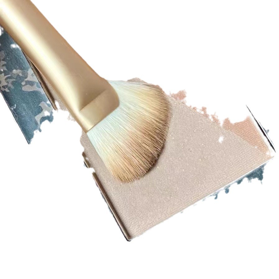 Semi-fan-shaped nasal shadow brush finger abdomen nasal shadow brush oblique head concealer high-gloss flame brush portable makeup makeup Halo shadow