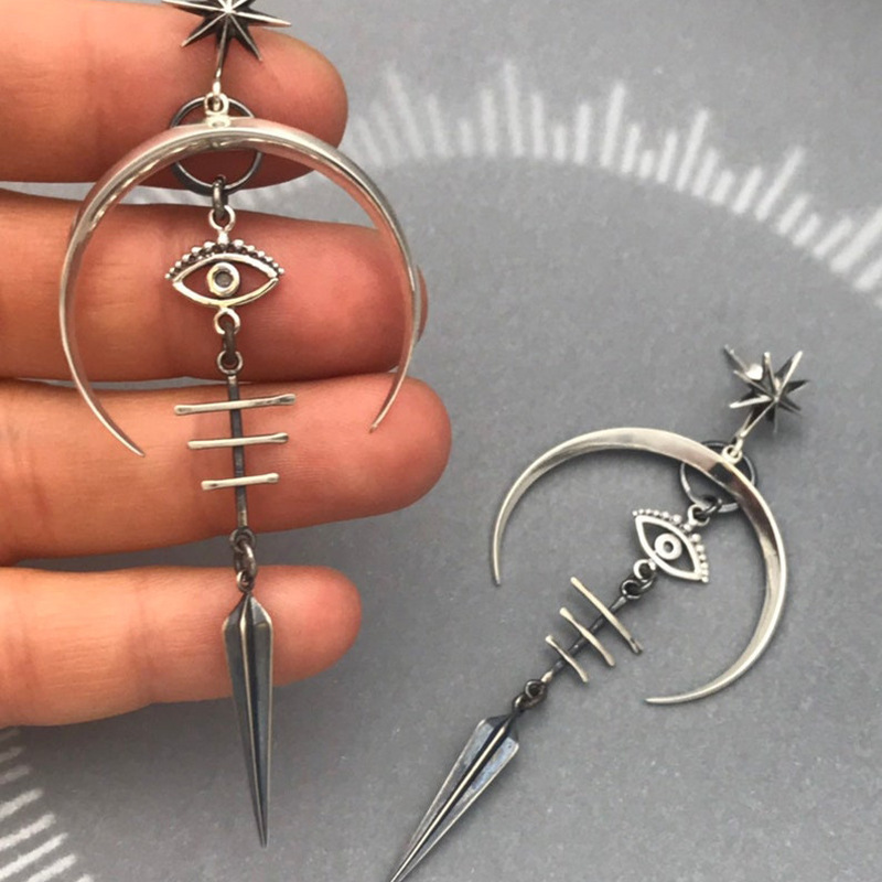 Cross Border Gothic Halloween Accessories Devil's Eye Punk Earrings Ancient Silver Moon Metal Long Earrings