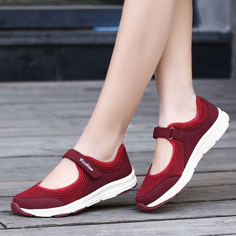 Cross-border 2021 Summer Mesh Soft-soled Walking Shoes Women's Lightweight Large Size Velcro One-step Lazy Women's Breathable Shoes
