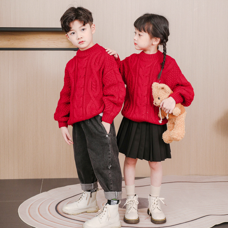 Family of three or four Family photo Parent-Child outfit Family-Child outfit Mother-child Parent-Child outfit Autumn and winter thickened twist sweater