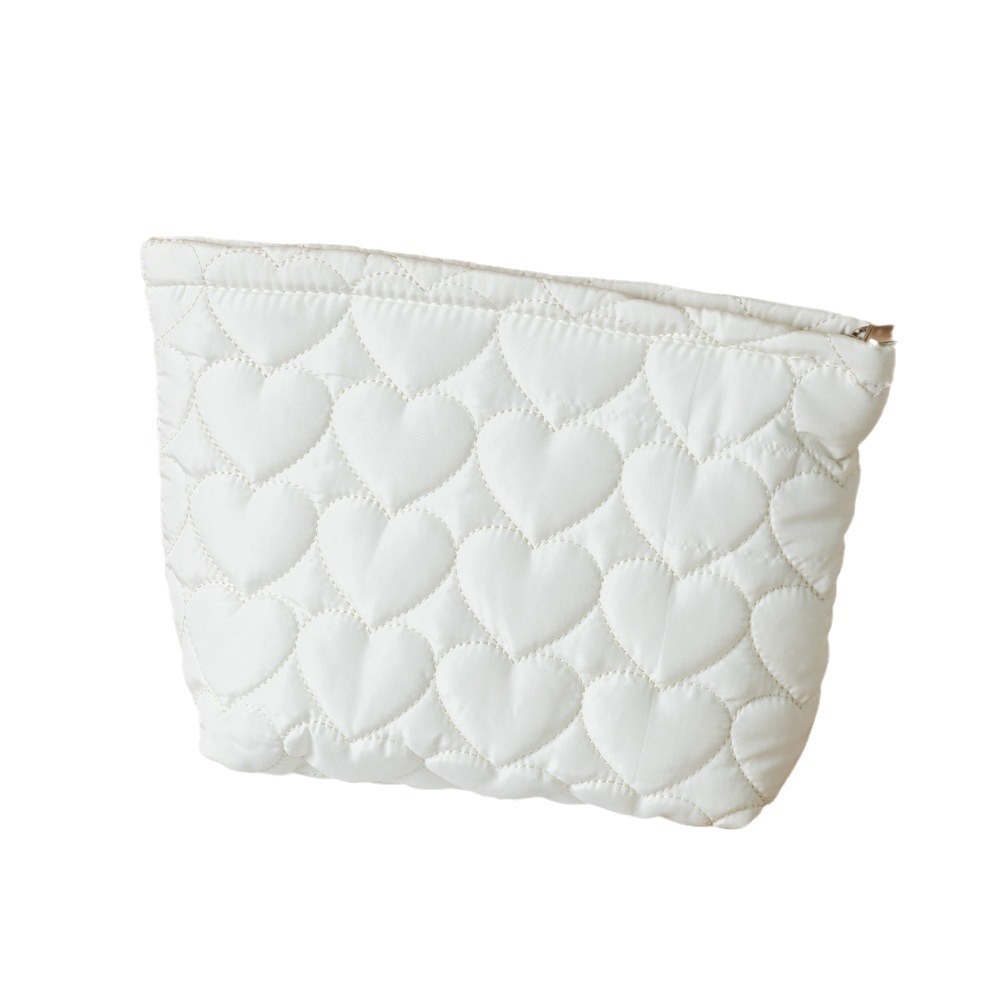 2023 new Japanese and Korean quilted heart clutch liner bag large capacity cosmetic bag lipstick storage bag women's bag