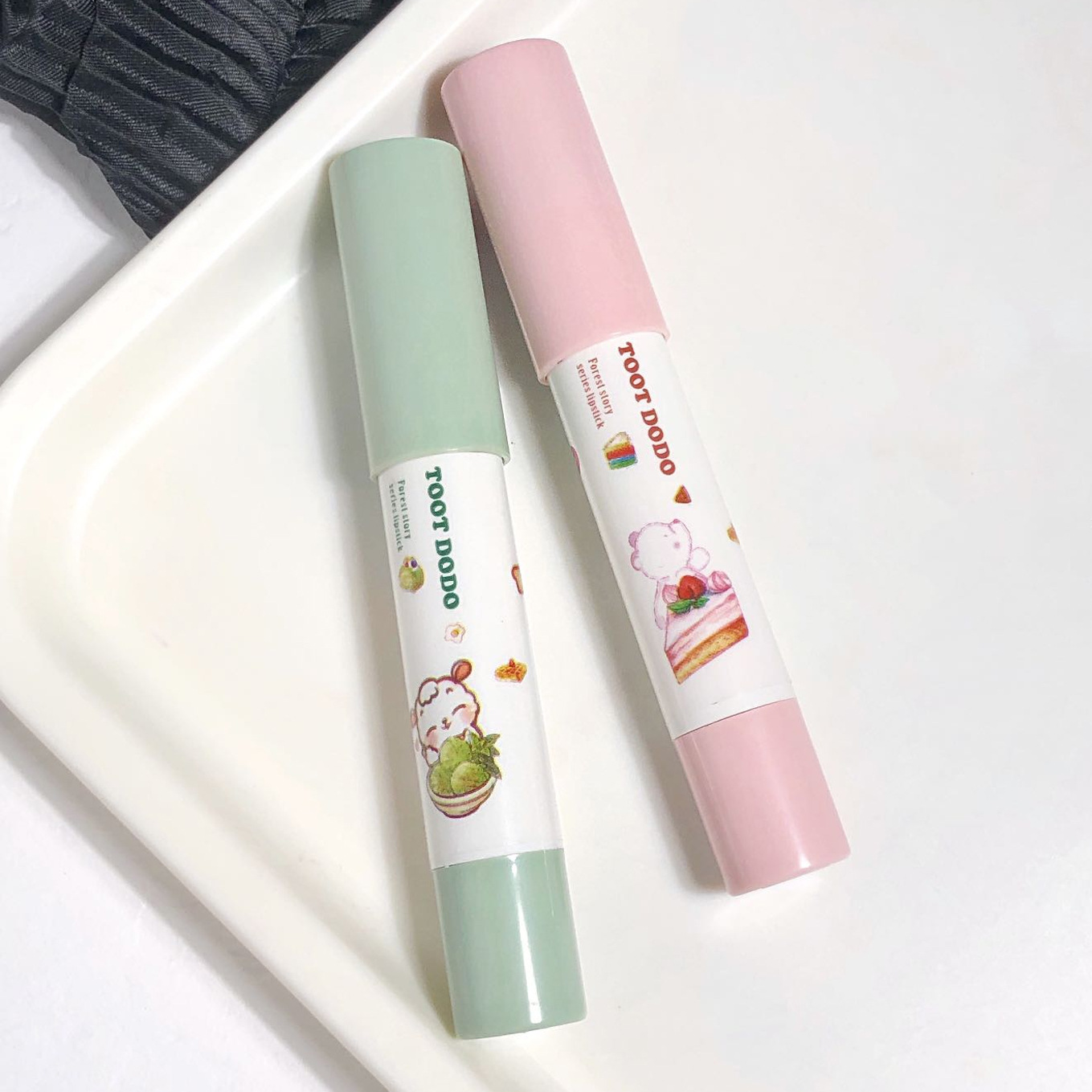 TOOT DODO Forest story series Lipstick Matte matte matte matte matte surface is not easy to fade white student cheap lip glaze