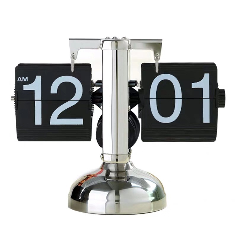 Cross-border hot selling automatic flip clock creative living room clock decoration European style clock retro small balance flip clock