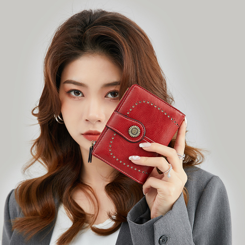 2023 New RFID women's wallet short card holder European and American oil wax leather coin purse fashion buckle zipper wallet