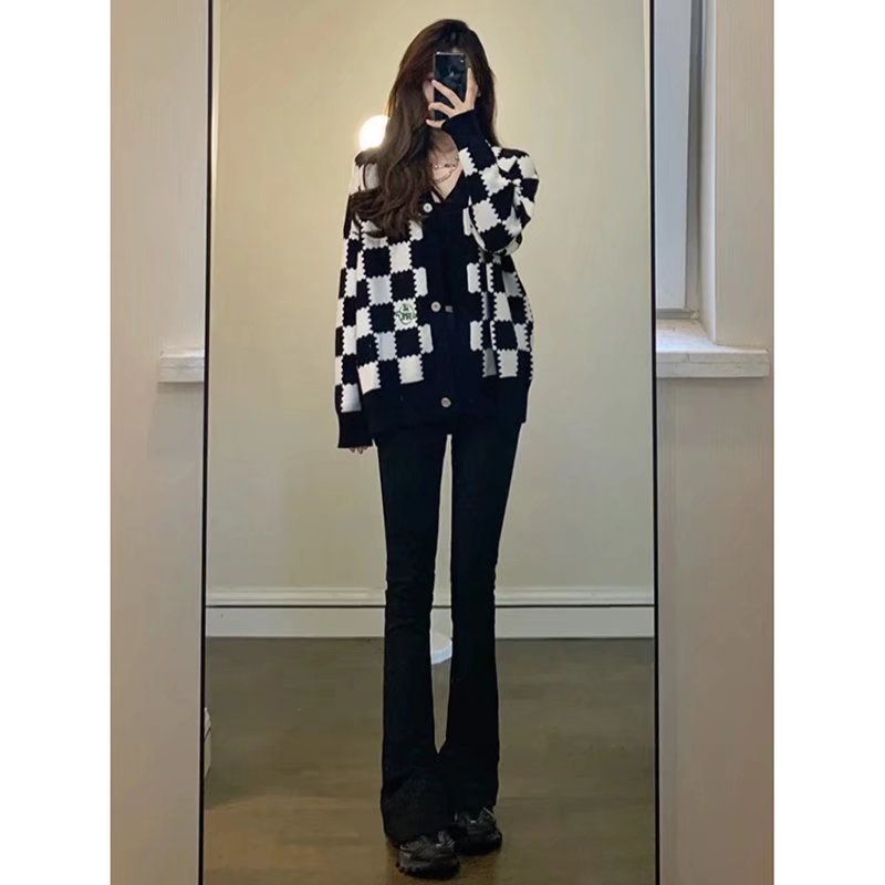 Micro-La Jeans Women's 2024 New Spring and Autumn High Waist Slimming Tight Little Black Horseshoe Flare Pants