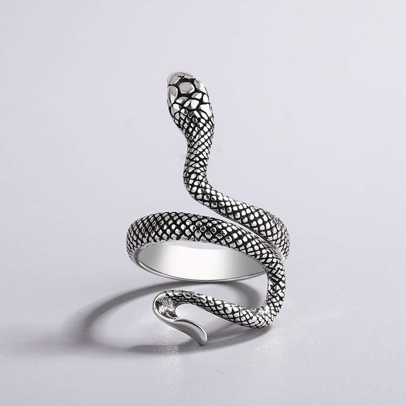 01506 European and American retro Thai silver winding snake ring Women's simple fashion Old cold fashion ring wholesale