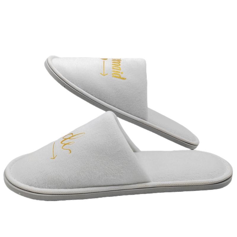 High-end hotel dense velvet couples disposable slippers bride bridesmaid slippers thickened non-slip disposable slippers