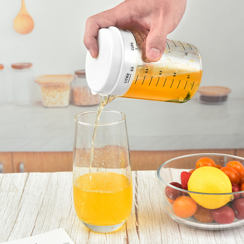 New measuring cup with lid plastic measuring cup with scale baking measuring cup baking tools factory wholesale