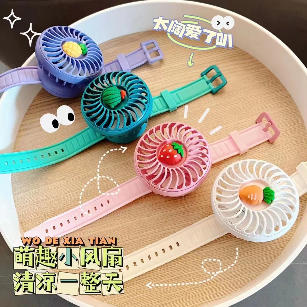 2023 New Watch fan handheld charging mute student cartoon usb cute couple fan wholesale stall