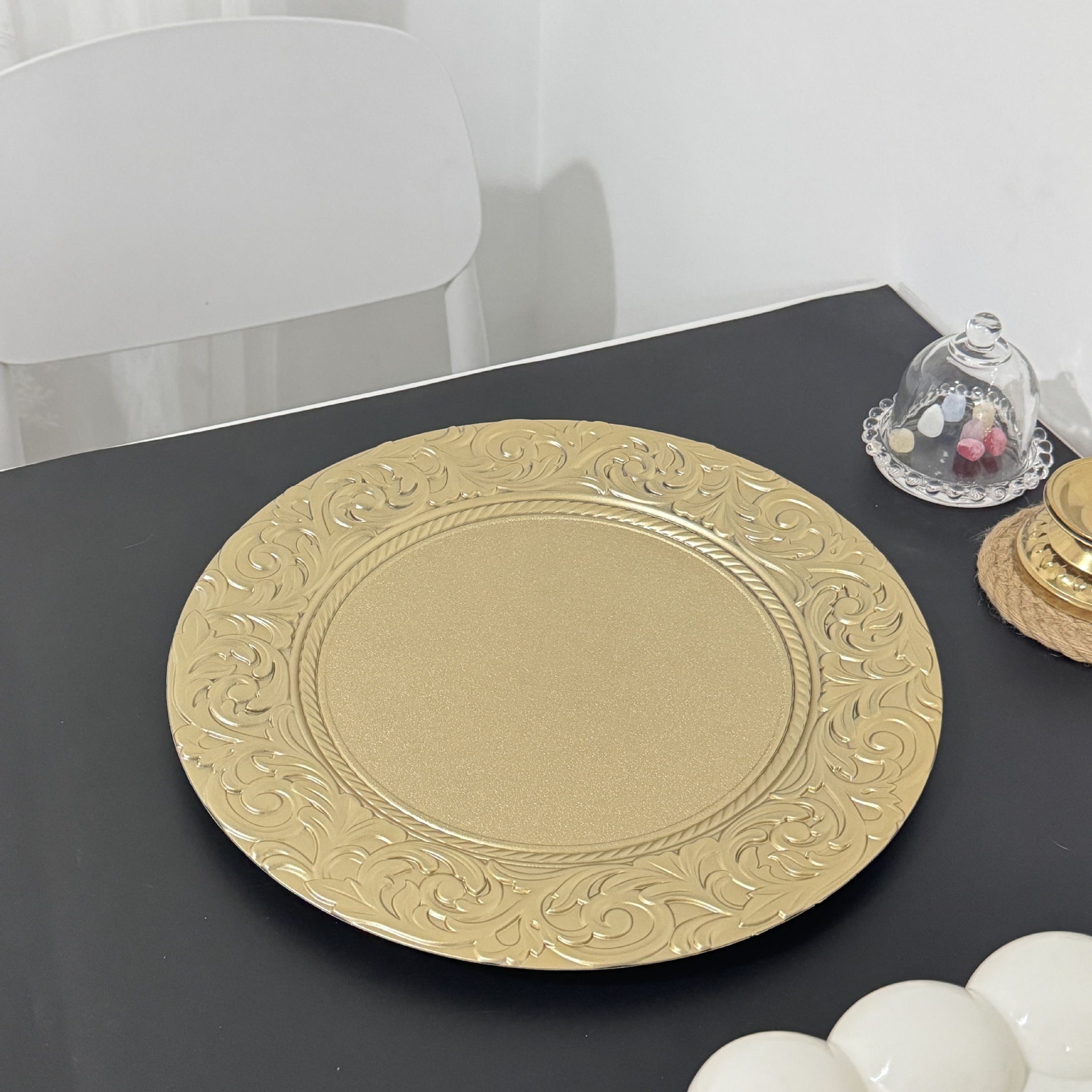 2022 new European style pattern plate mat vintage banquet plate banquet plate handmade design electroplating advanced plate