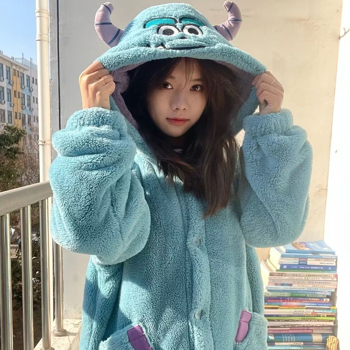 Coral Velvet Donald Duck Thickeneded Nightgown Autumn and Winter Can Pass through Student Clothes Warm Clothes Cinnamon Dog Strawberry Bear Home Clothes