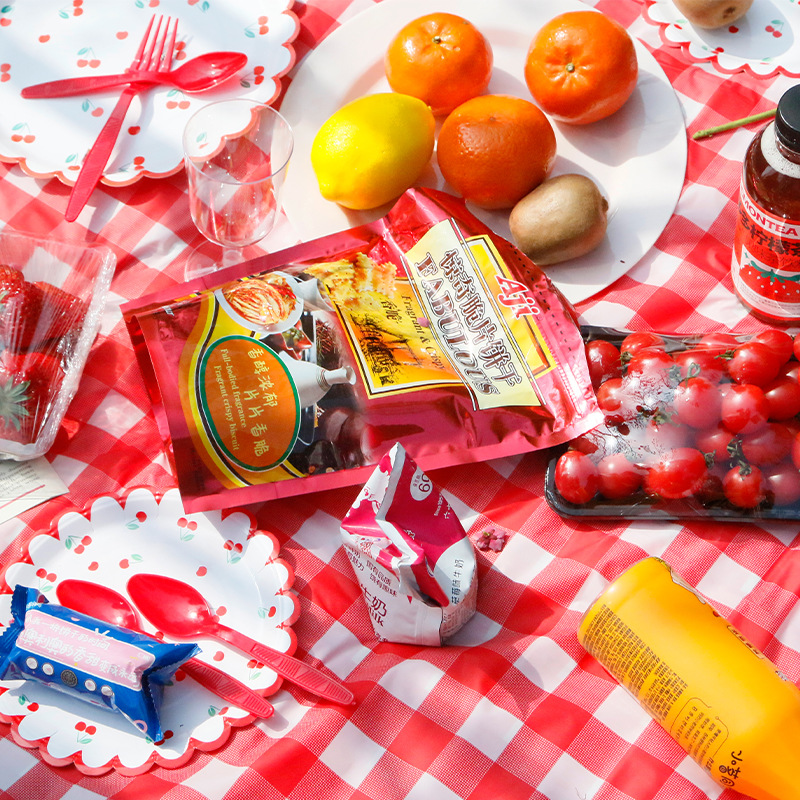 Disposable peva plastic tablecloth thickened waterproof oil-proof red and white plaid outdoor picnic ins Wind tablecloth wholesale