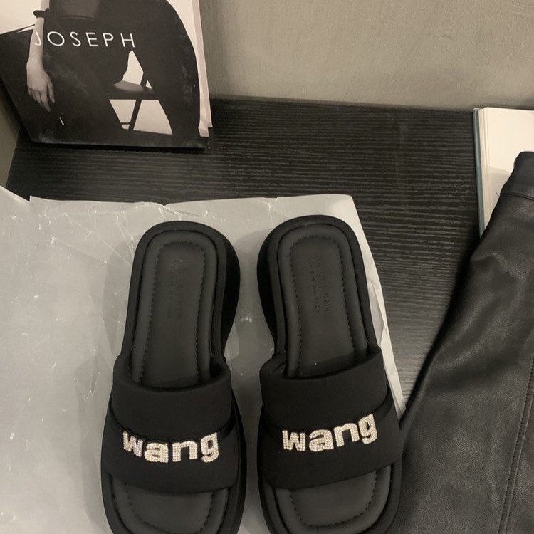Slippers Women's Outer Wear 2023 New Summer High Heel Thick Sole Retro Beach Sandals