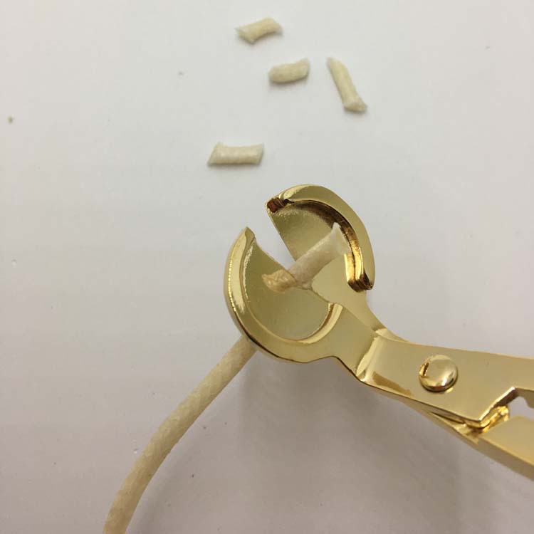 Foreign trade wholesale cross-border e-commerce stainless steel candle accessories candle scissors candle Bell candle hook tray