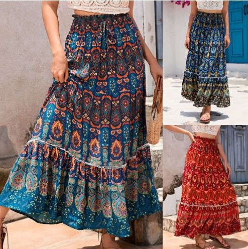 Foreign Trade Women's Ethnic Style Printed Skirt Bohemian Beach Skirt Women's Hollow Lace Stitching Large Swing Long Skirt
