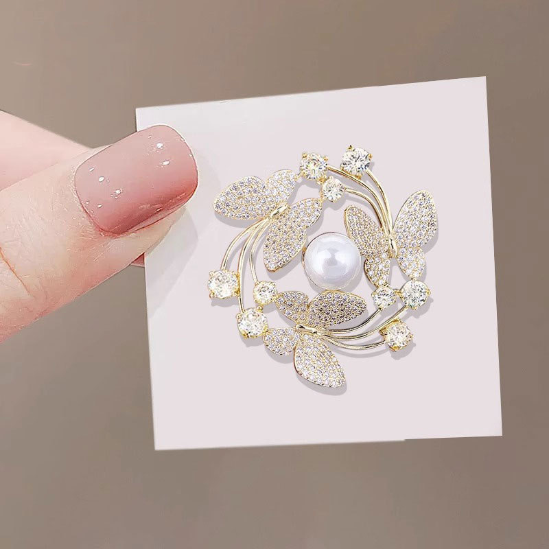 Korean style Pearl Rhinestone butterfly Garland brooch elegant all-match coat suit high sense brooch accessories jewelry